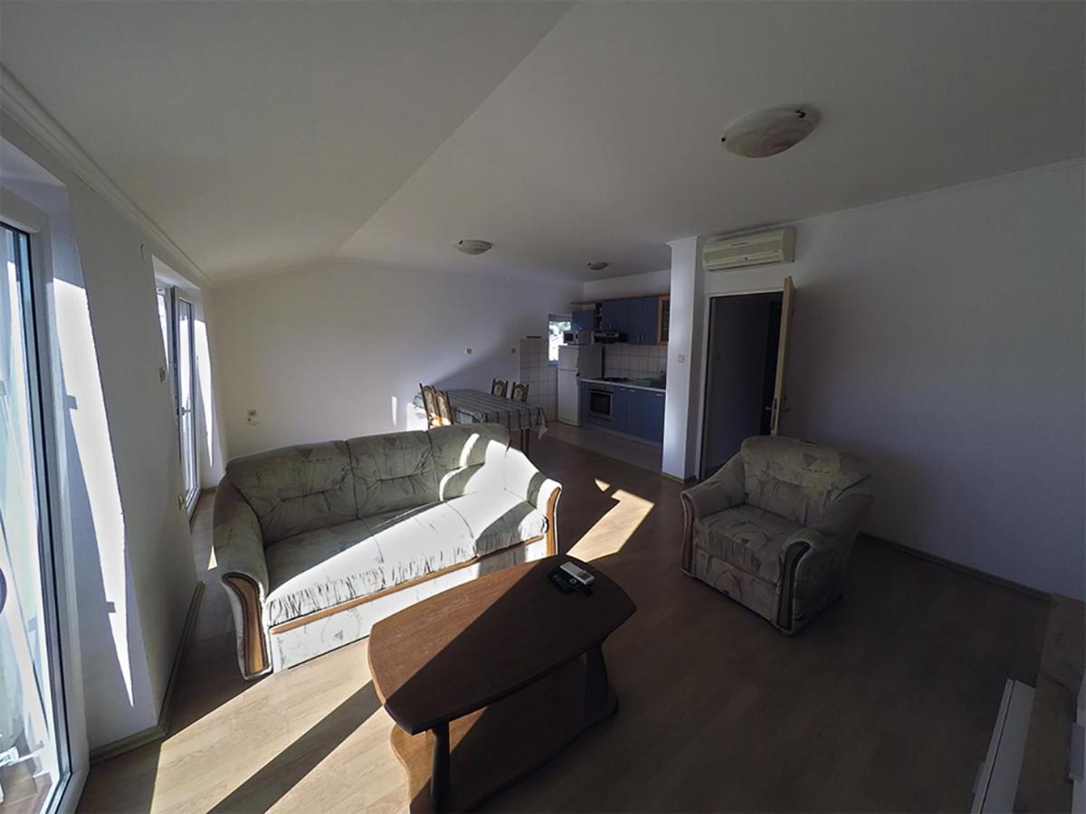Apartments Piculjan Lopar Zewnętrze zdjęcie