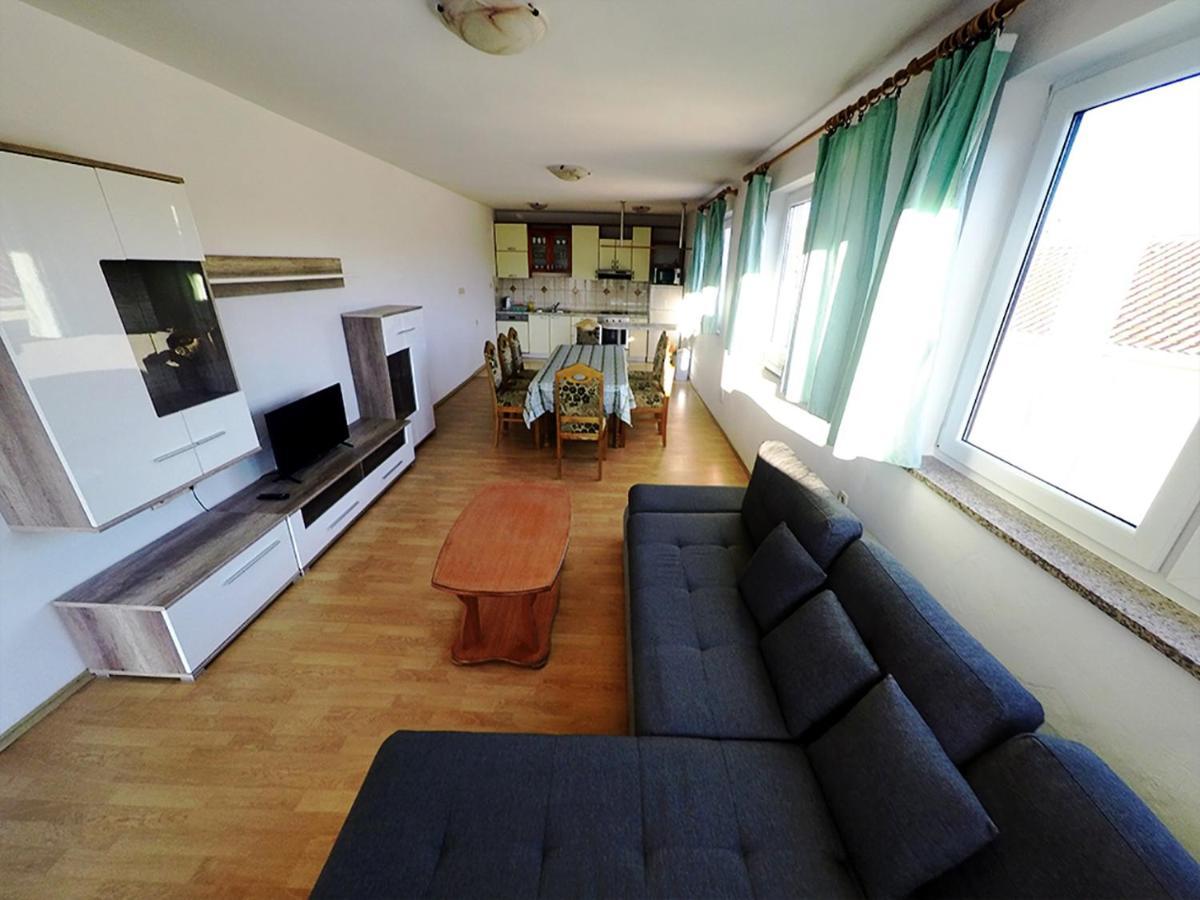 Apartments Piculjan Lopar Zewnętrze zdjęcie