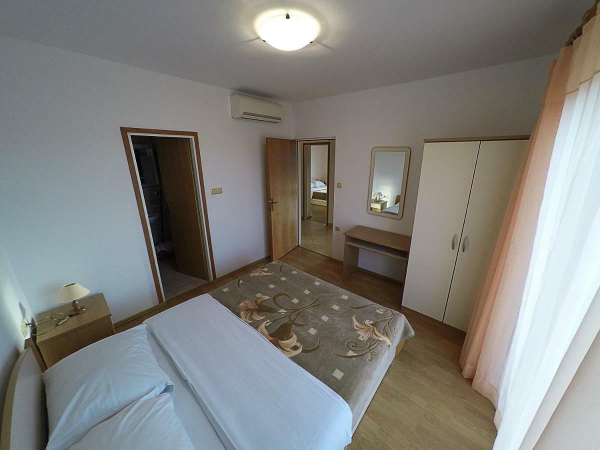 Apartments Piculjan Lopar Zewnętrze zdjęcie