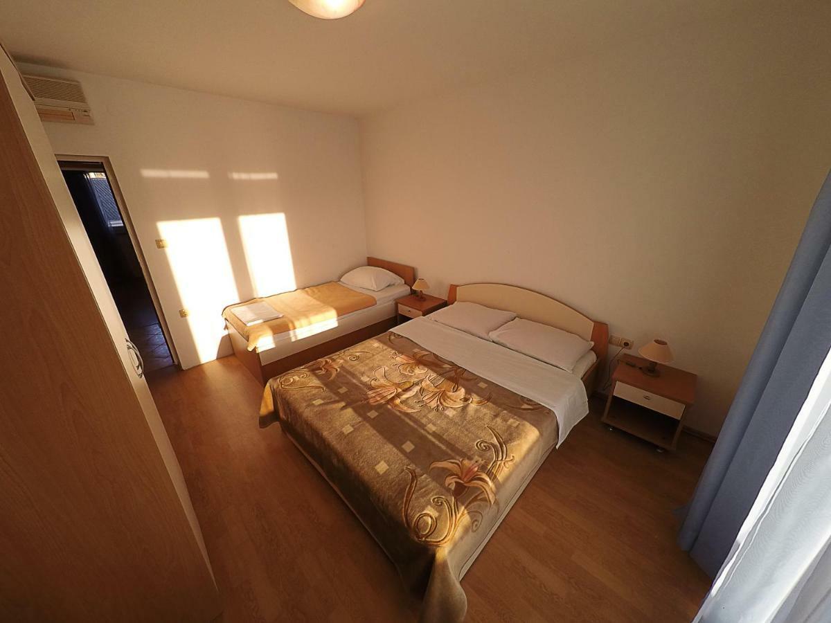Apartments Piculjan Lopar Zewnętrze zdjęcie